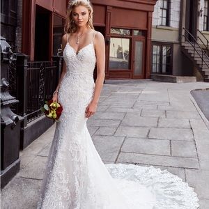 Kitty Chen designer wedding dress  never worn. Brand new.  Never altered.